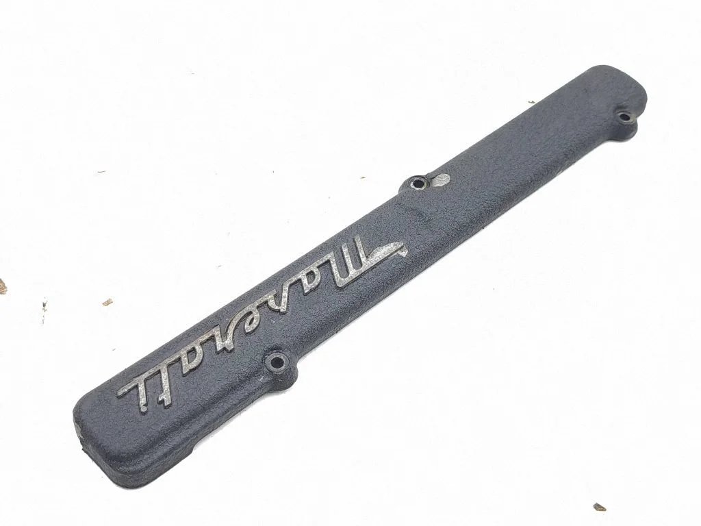 Engine cover (trim) 185276