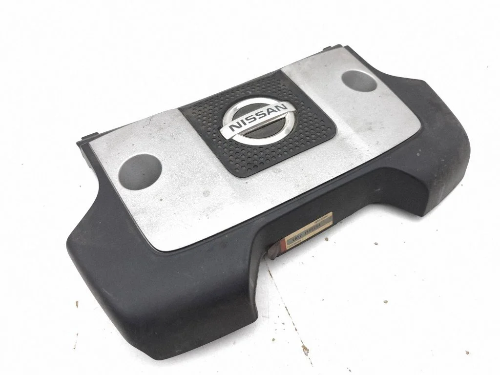 Engine cover (trim) – Nissan 370Z (2009-2020)