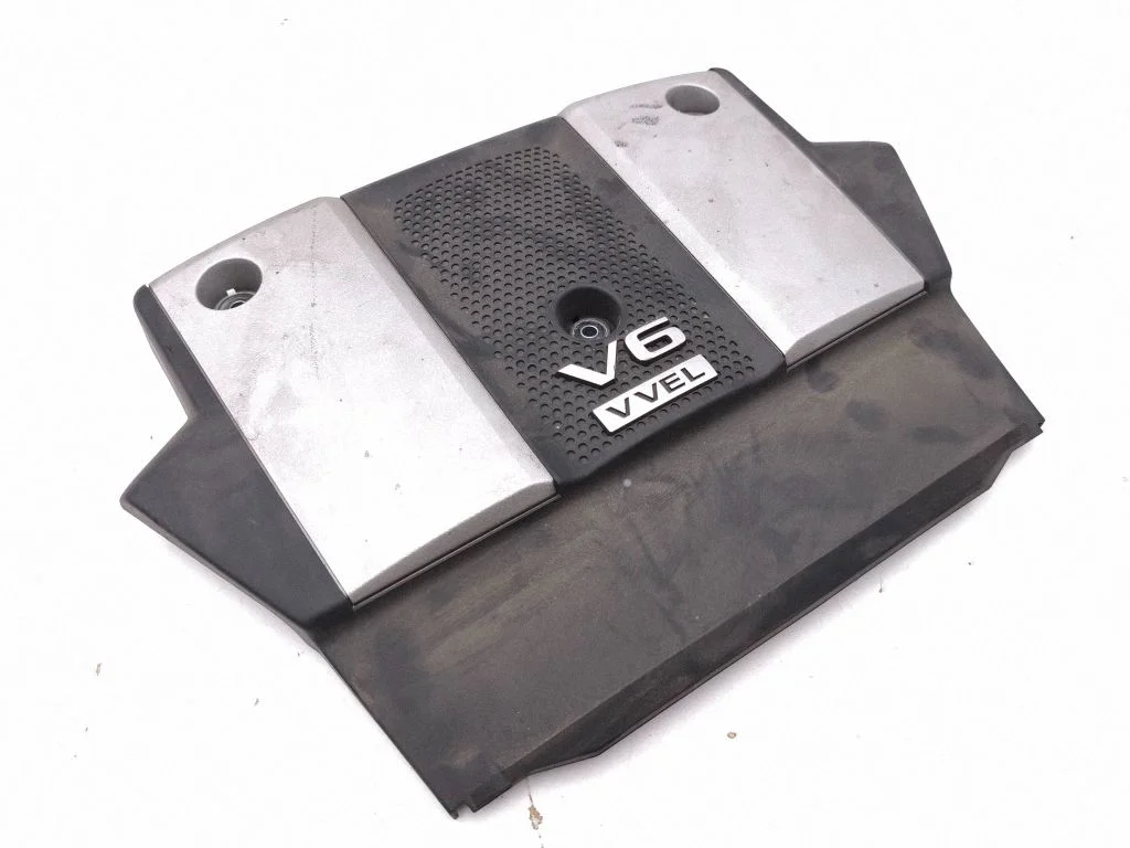 Engine cover (trim) – Nissan 370Z (2009-2020)