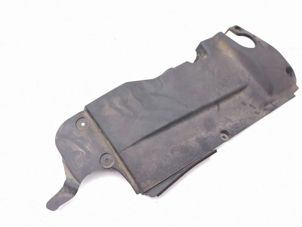 Engine cover (trim) 5379653040