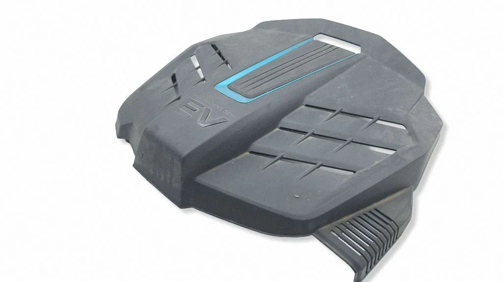 Engine cover (trim) 292000E070