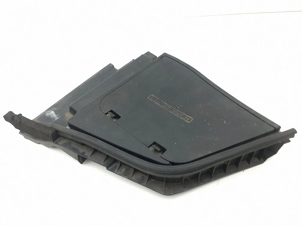 Engine cover (trim) LH595921300