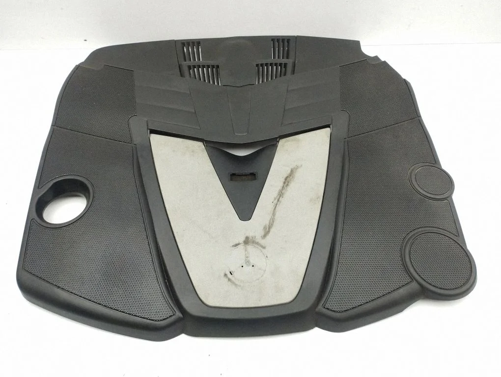 Engine cover (trim) A6420104067