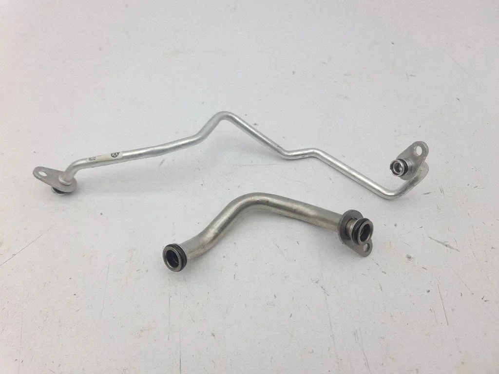 Turbo turbocharger oiling pipe/hose 05C145140
