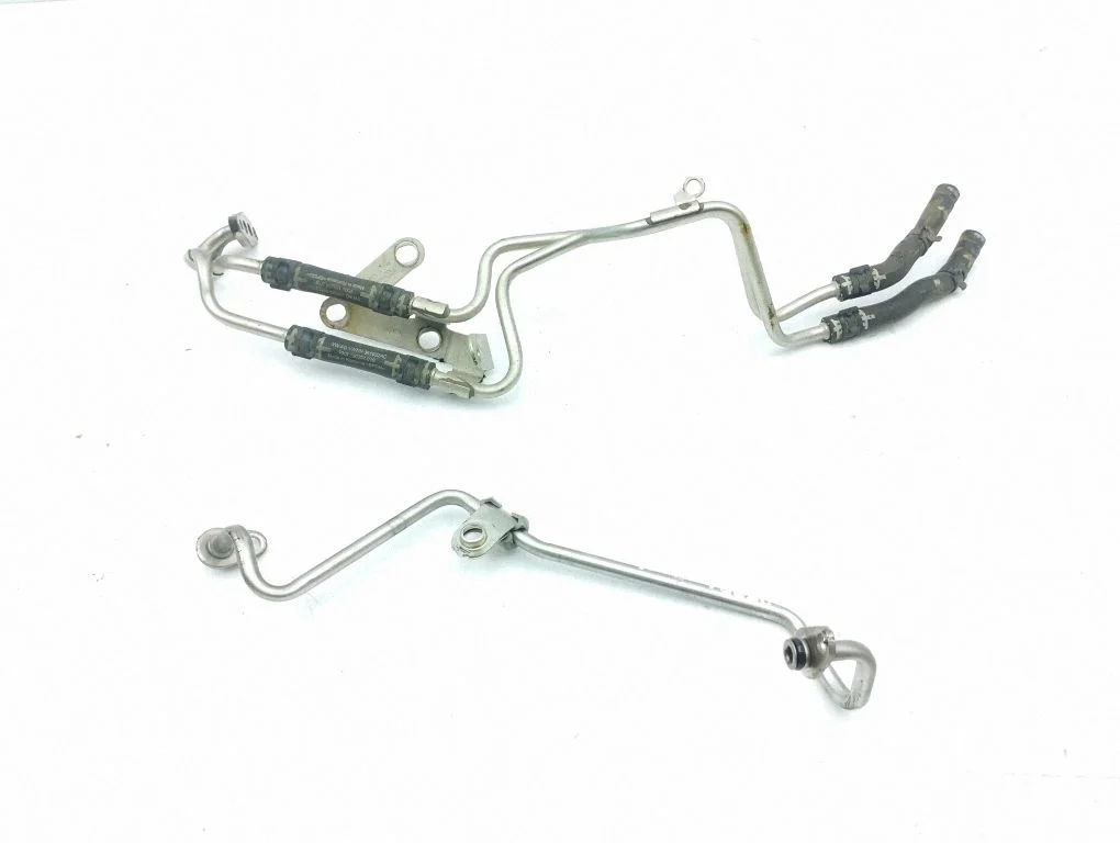 Turbo turbocharger oiling pipe/hose 04C121497F