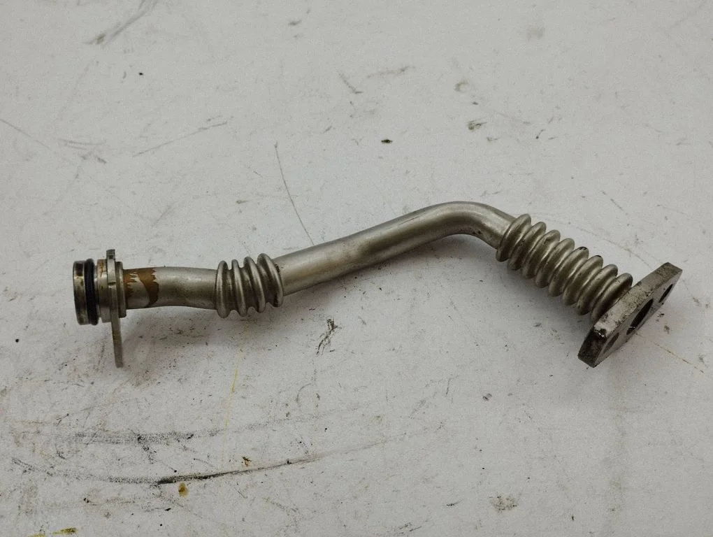 Turbo turbocharger oiling pipe/hose 04L145736H