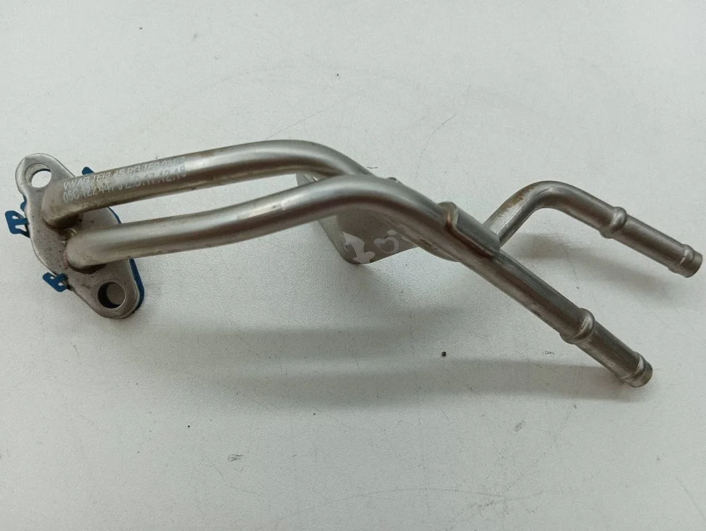 Turbo turbocharger oiling pipe/hose 05C122447J
