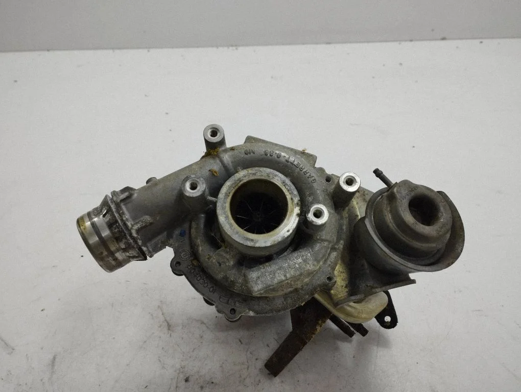 Turbīna 144117533R