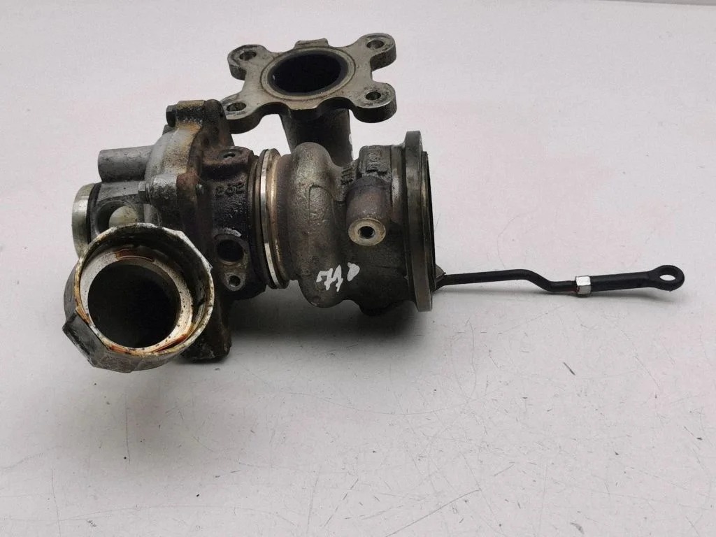 Turbo 704C145703M
