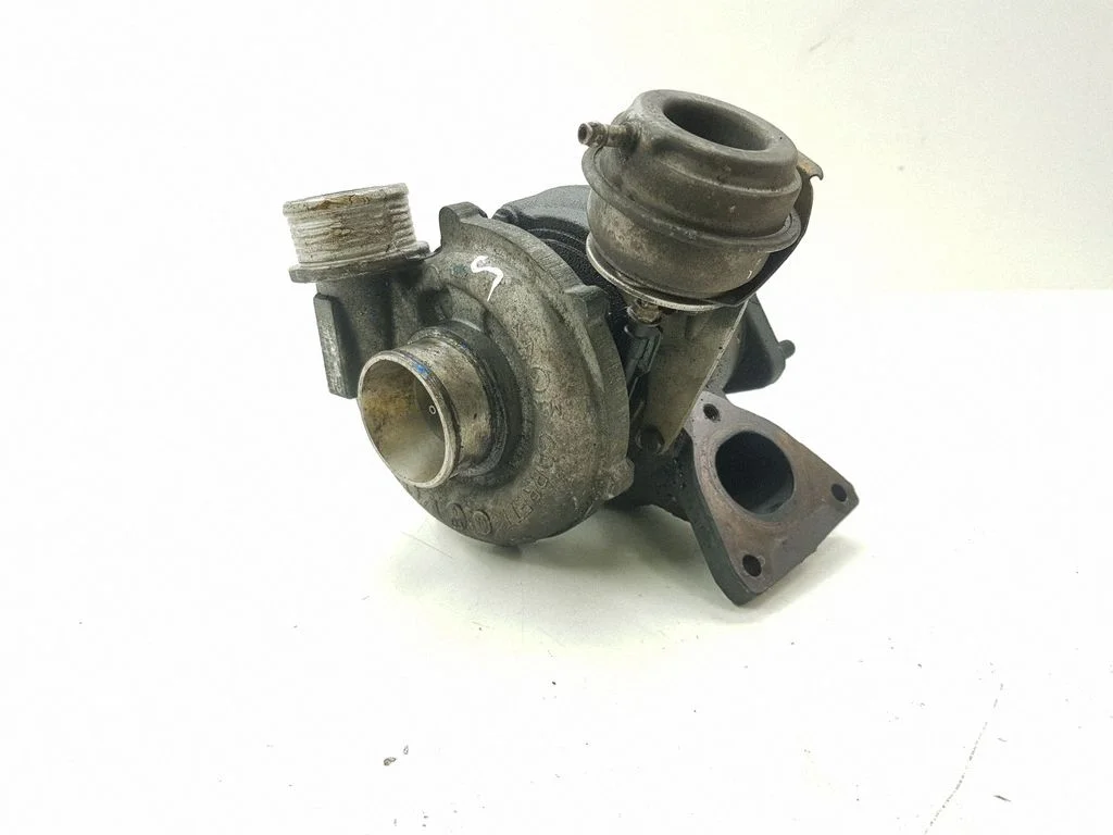 Turbocharger 8689592