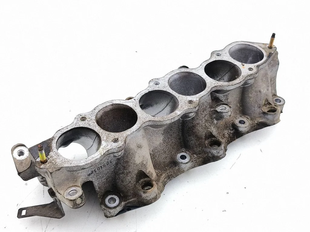 Intake manifold 03101504