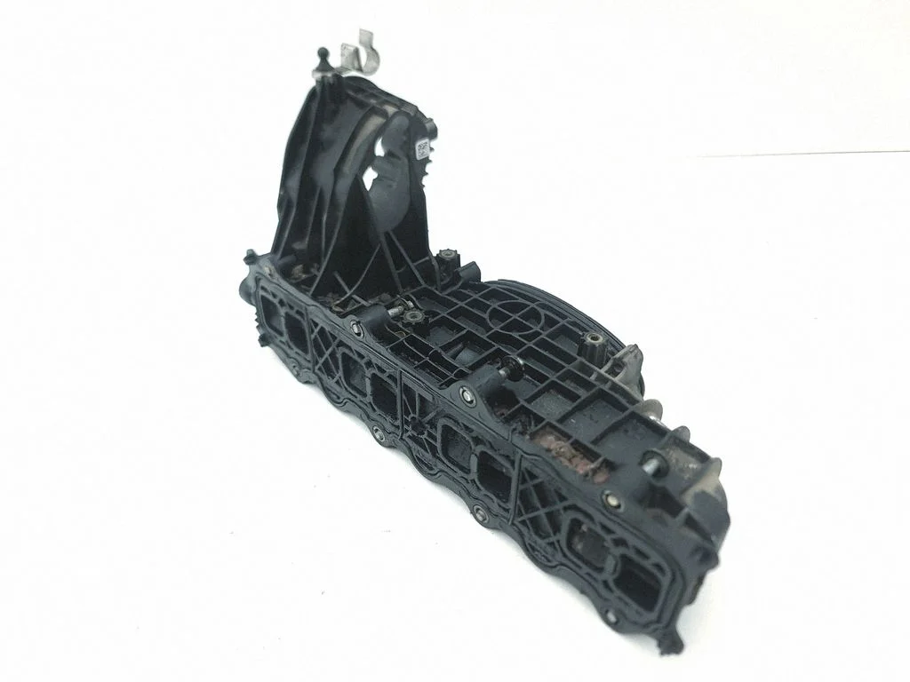 Sisselaskekollektor A6510900037