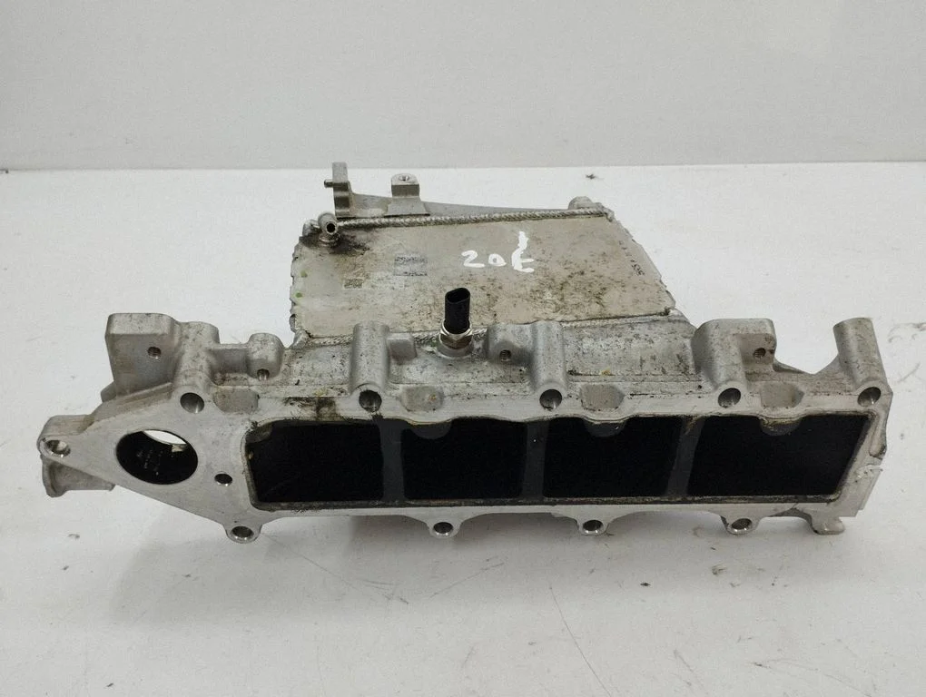 Intake manifold M160746E