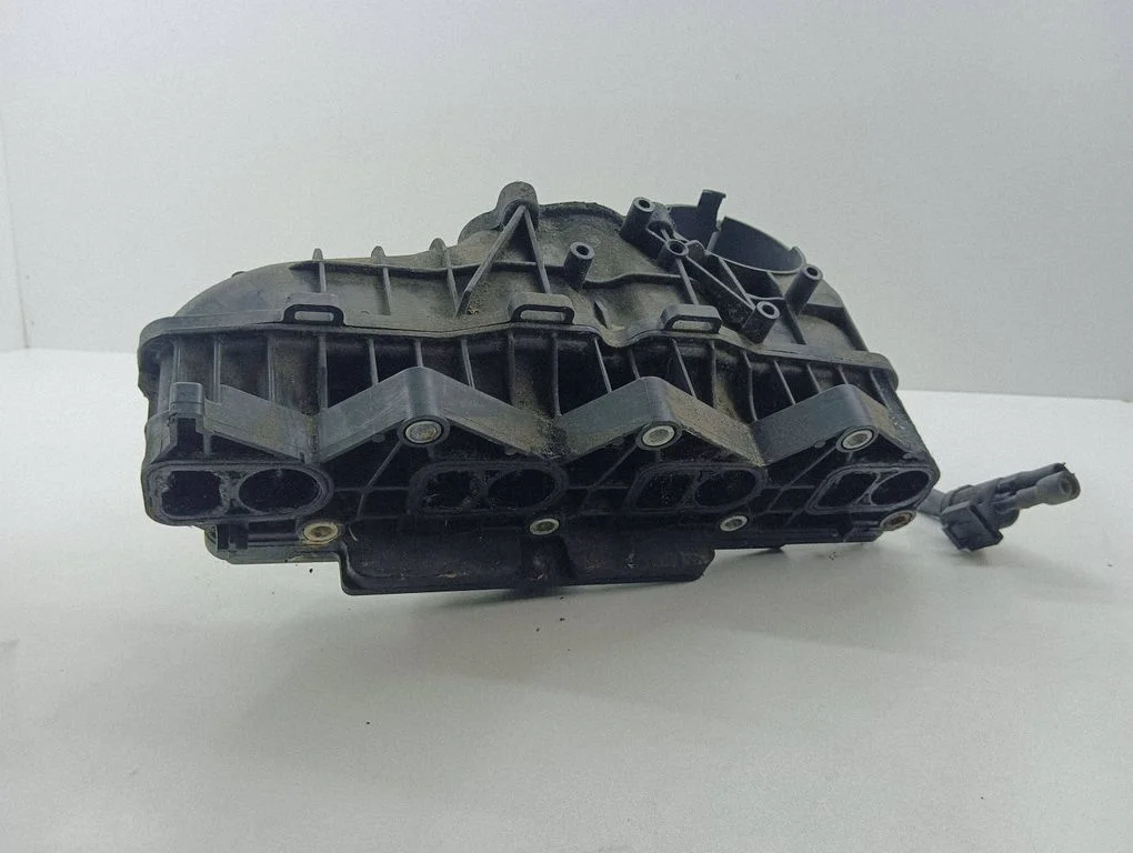 Intake manifold A6460902337