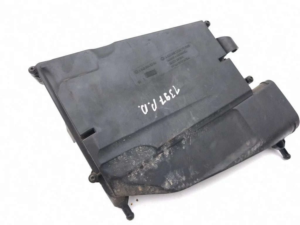 Air filter box A6420902001