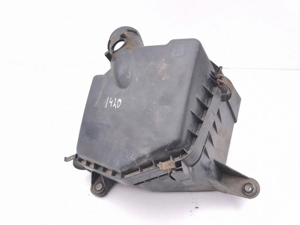 Air filter box – Lexus IS 220D-250-350 (2006-2013)