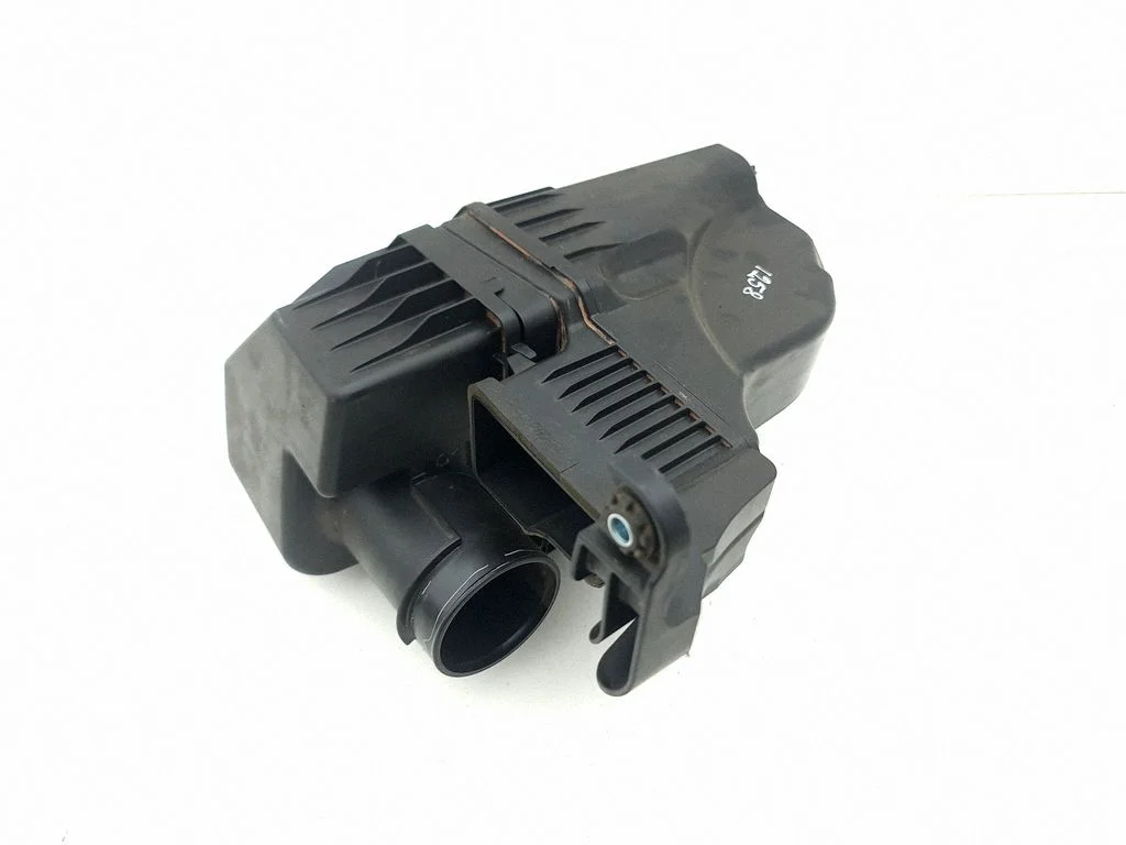 Air filter box
