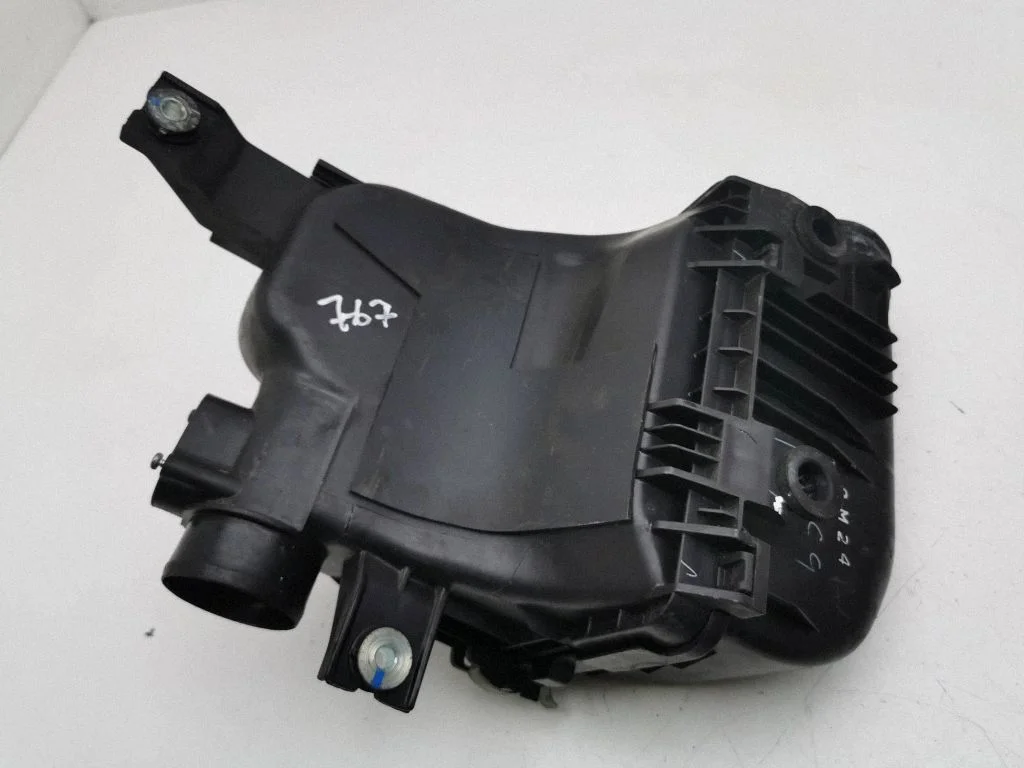 Air filter box