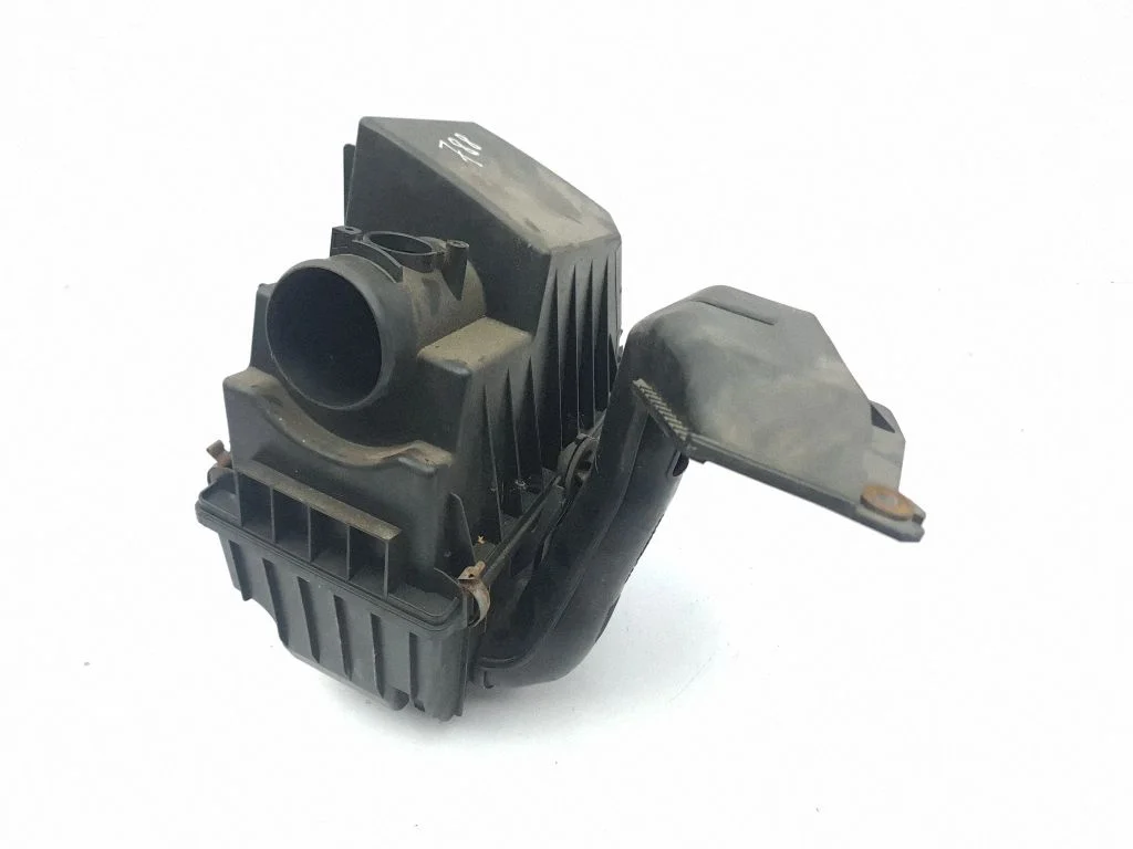 Air filter box R2AX13Z02