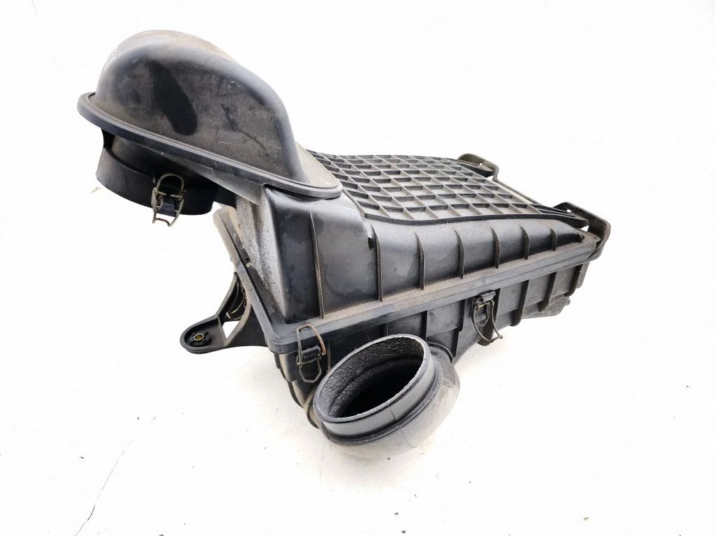 Air filter box F1003583