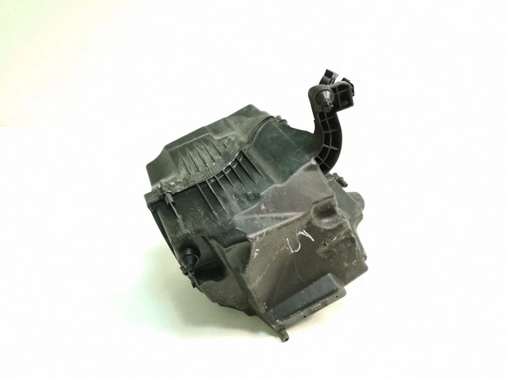 Air filter box