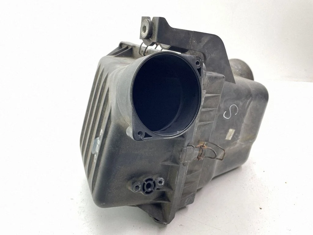 Air filter box 05281522AB