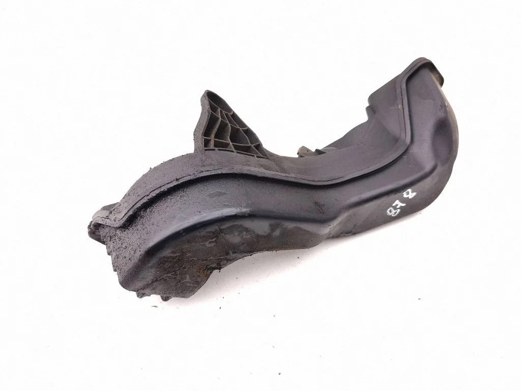 Air intake duct part 214757782R