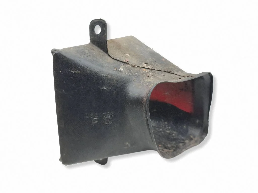 Air intake duct part B640798