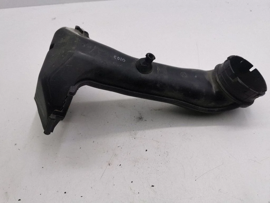 Air intake duct part R2AX13201