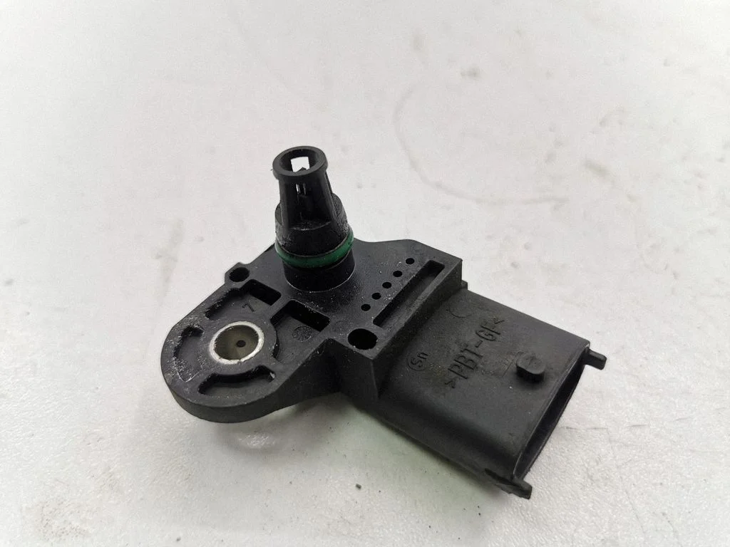 Air pressure sensor 0281006118