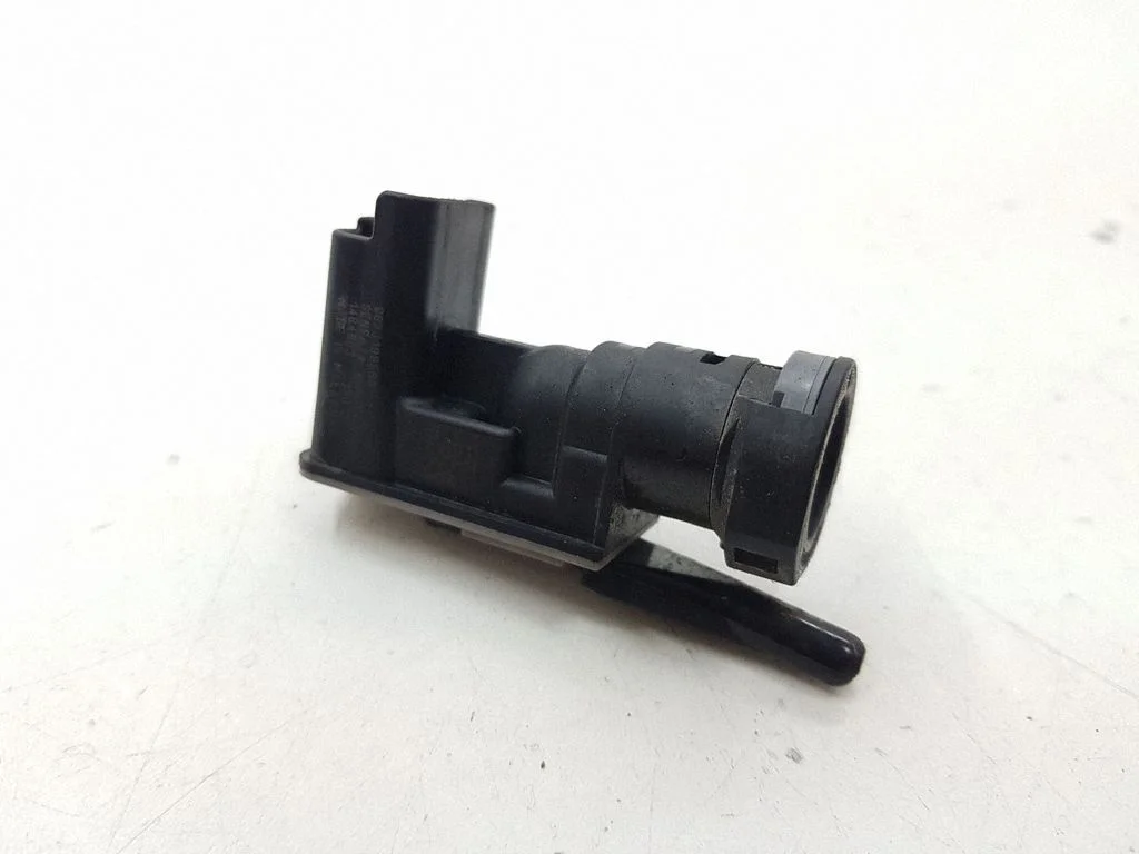 Air pressure sensor 9673199580