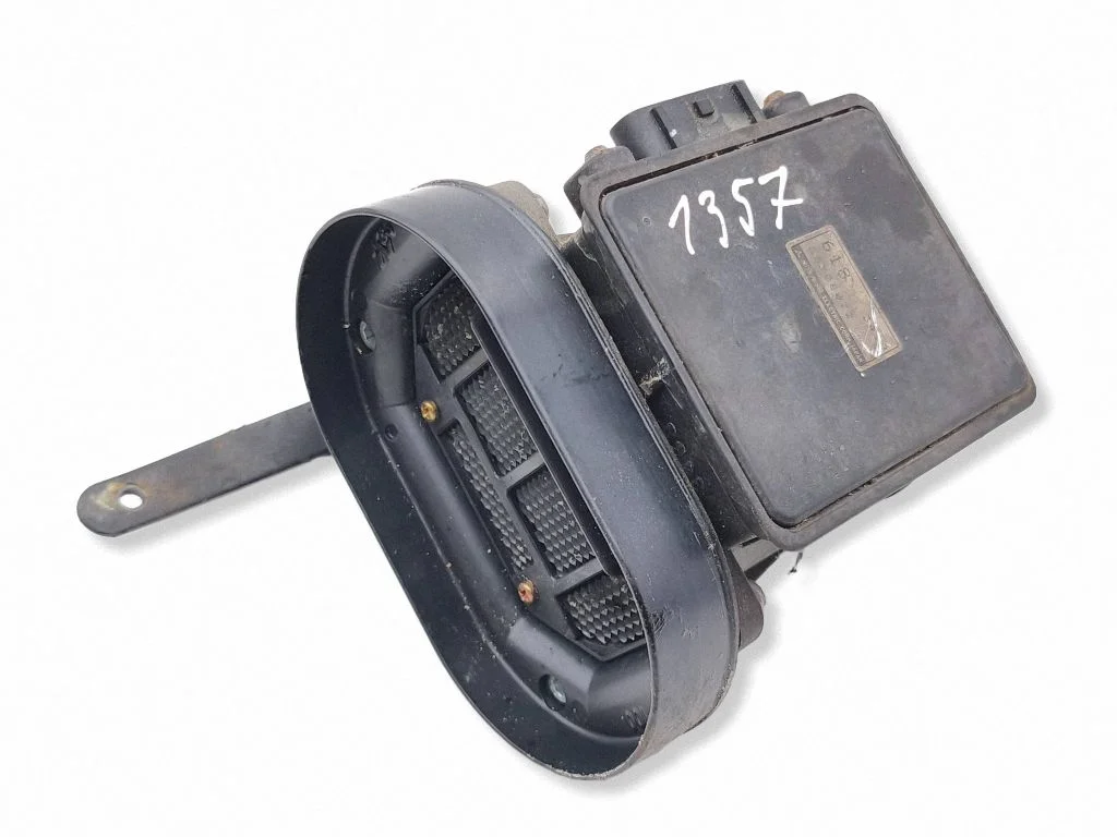 Mass air flow meter E5T06072