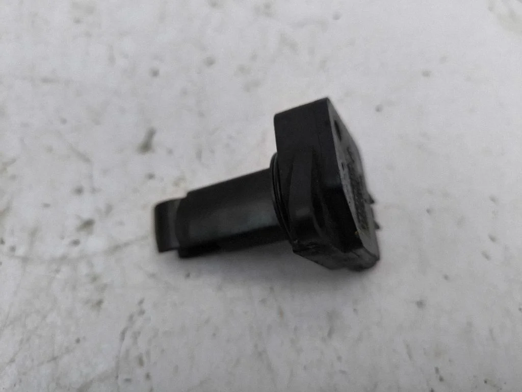 Mass air flow meter 1974002110