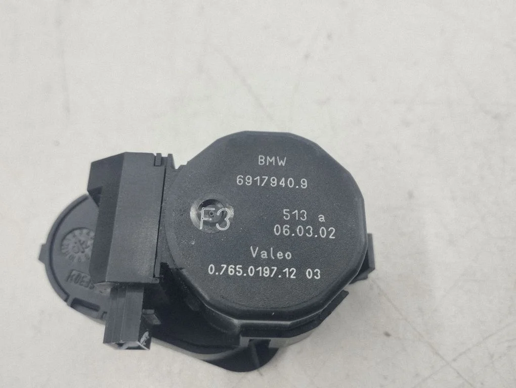 Intake manifold valve actuator/motor – BMW X5 E53 (1999-2006)