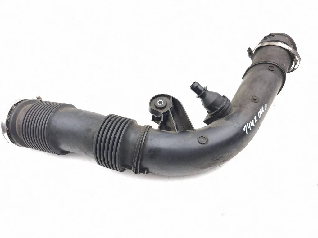 Air intake hose/pipe 31657341