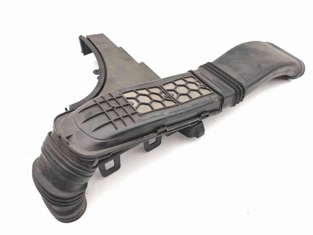 Air intake hose/pipe 165556458R