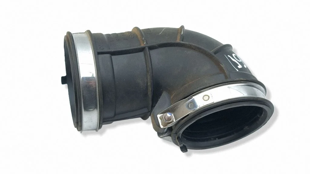 Air intake hose/pipe