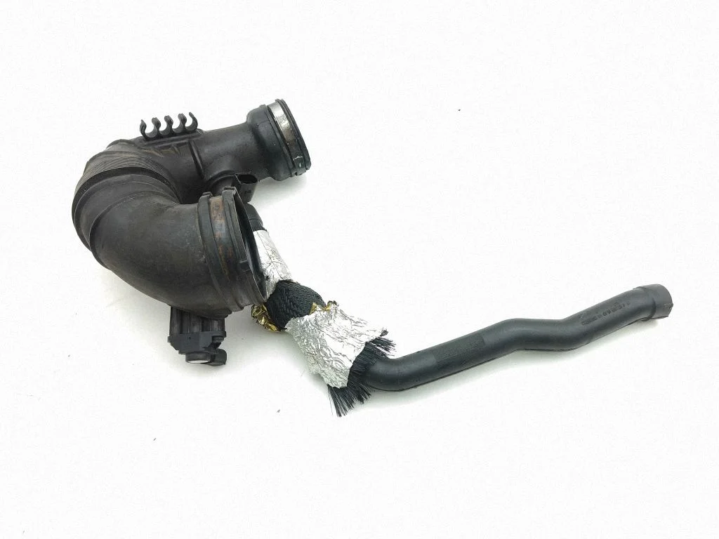 Air intake hose/pipe A6510941497