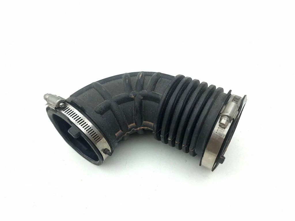 Air intake hose/pipe