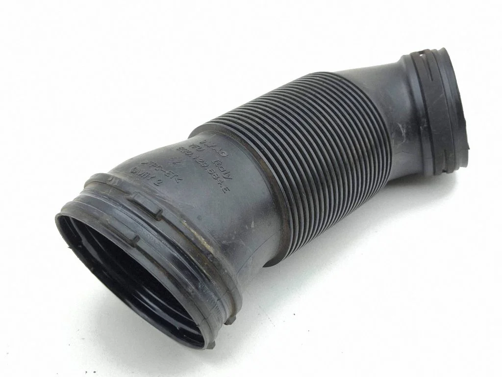 Węże / rury dolotowe 5Q0129684E