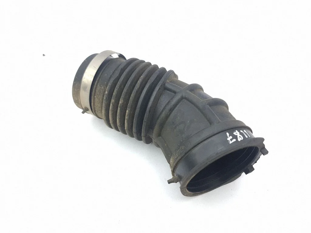 Air intake hose/pipe