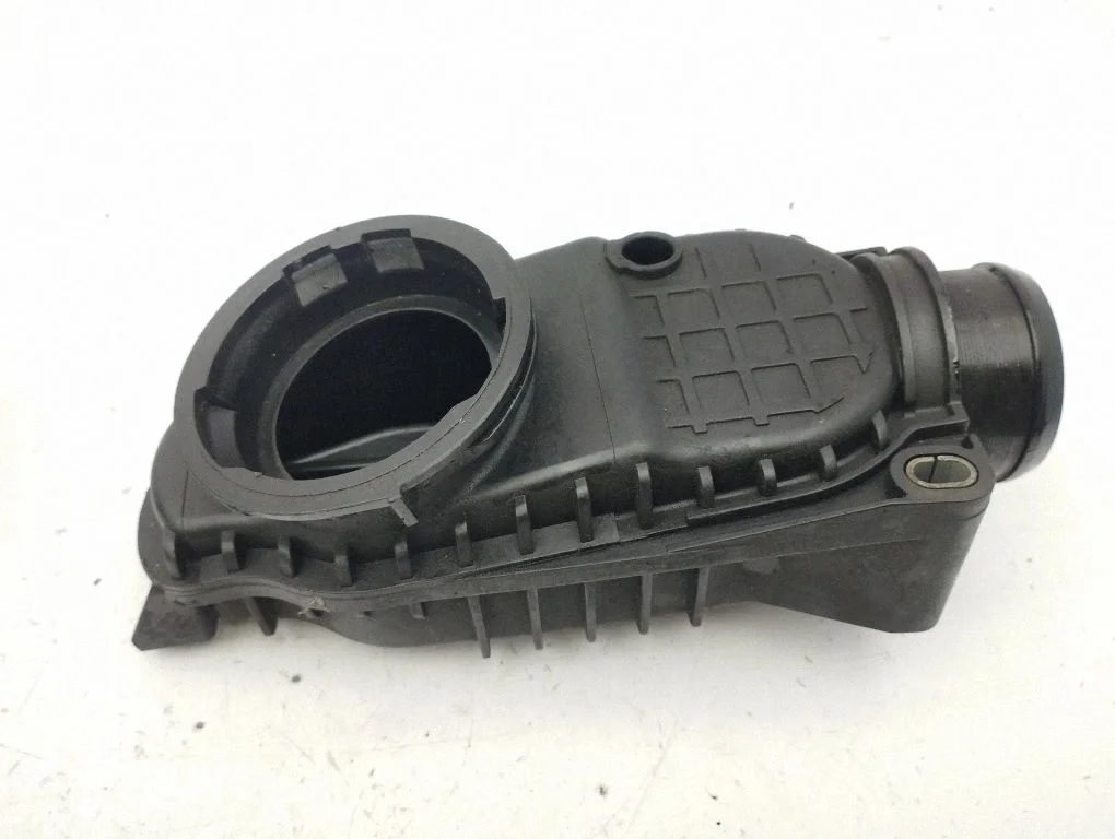 Air intake hose/pipe 4R806K770AD