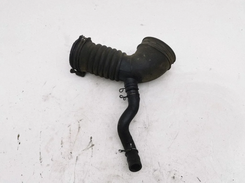 Air intake hose/pipe – Lexus IS 220D-250-350 (2006-2013)