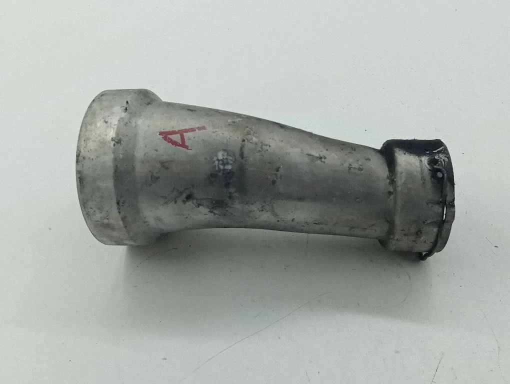 Õhu sisselaske voolik (-ud)/ toru (-d) 3W0129654F