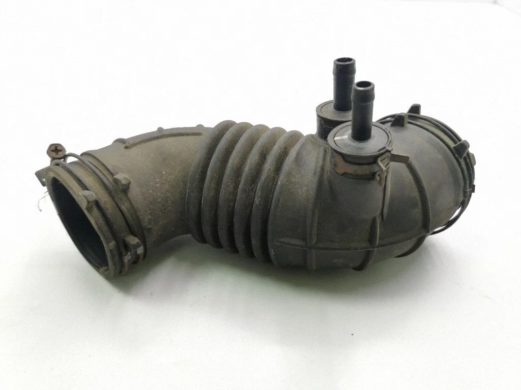 Węże / rury dolotowe 281402V200