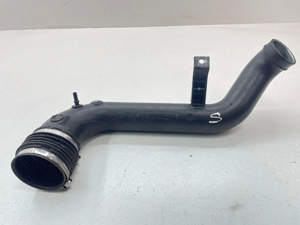 Air intake hose/pipe 3M519A673UD
