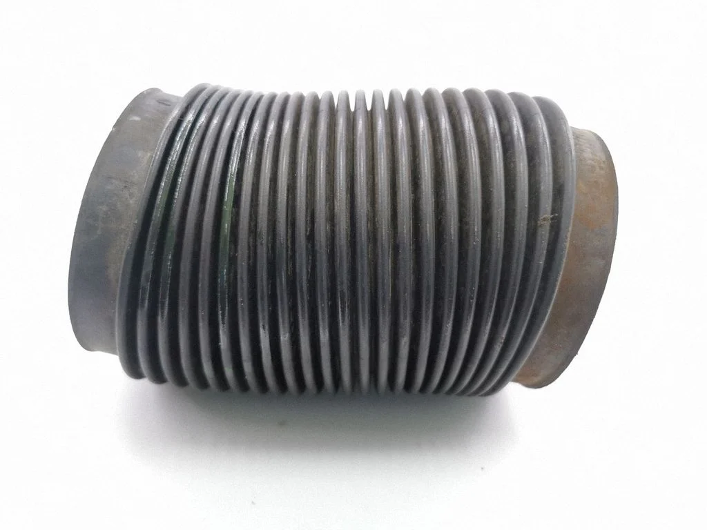 Air intake hose/pipe