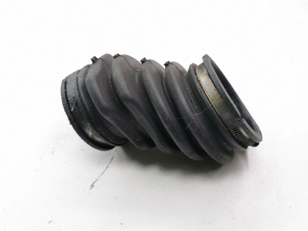 Air intake hose/pipe