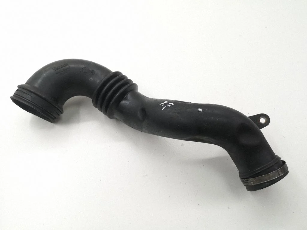 Air intake hose/pipe 4R839690AF