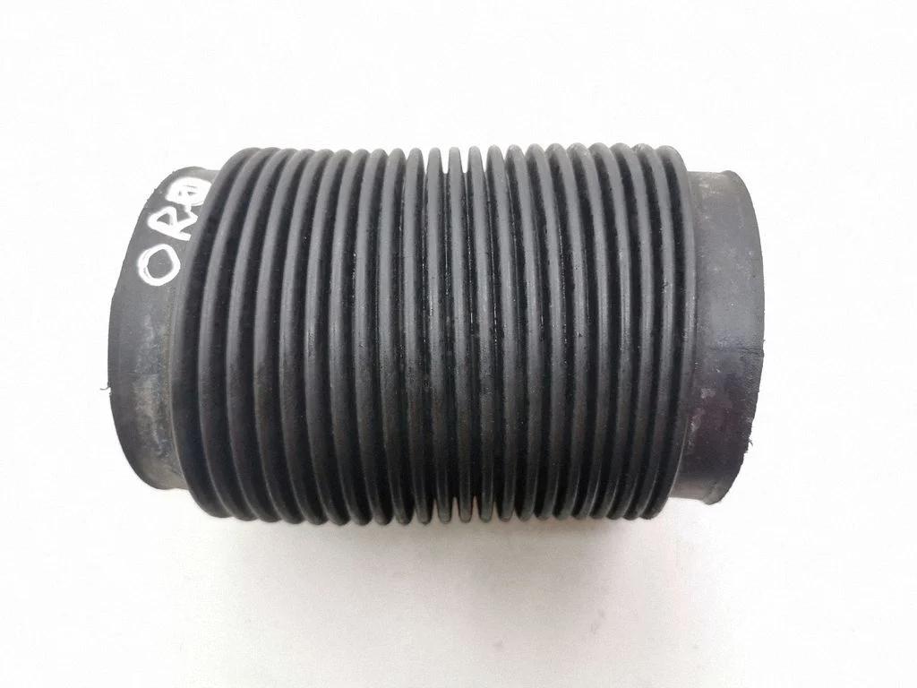 Air intake hose/pipe